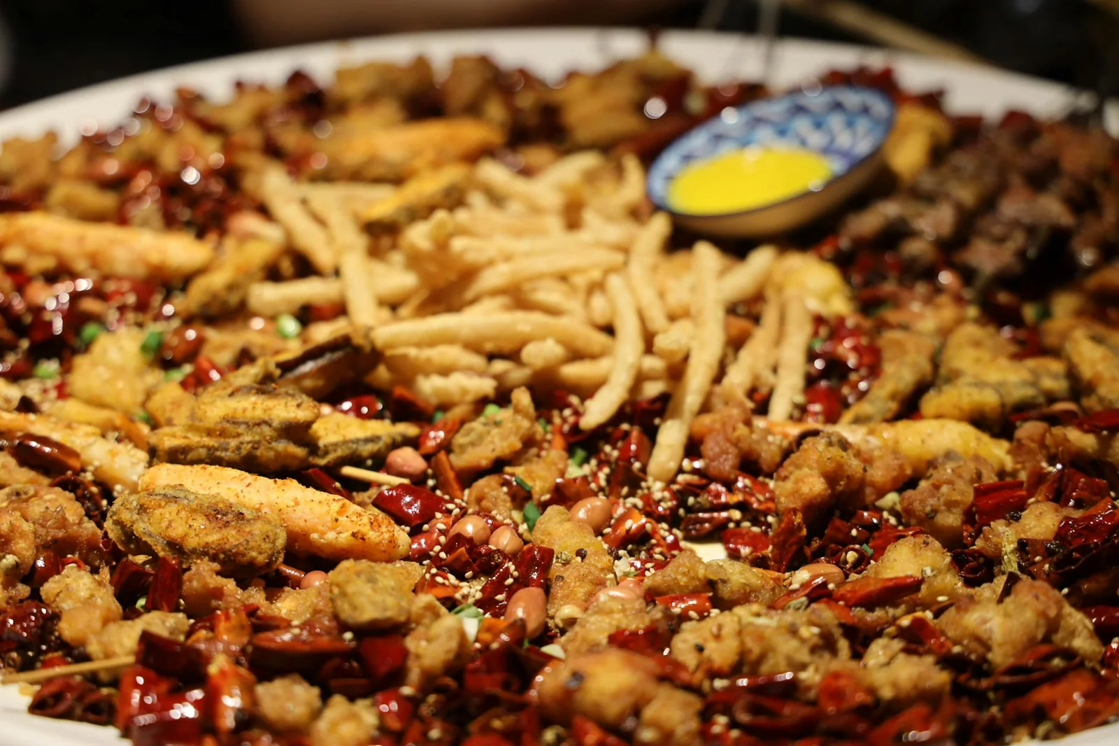 黑料反差服务中不同信息源对比分析场景